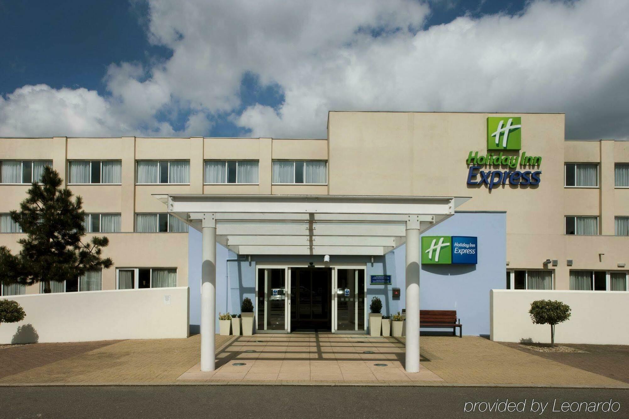Holiday Inn Express Norwich By Ihg Drayton  Esterno foto